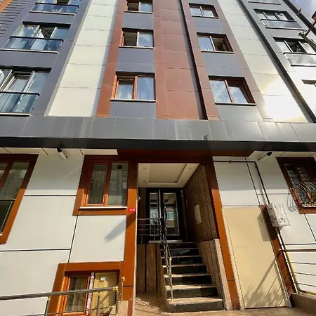 Cozy Big Sisli , Ac, Modern &for Family,friendly In Center Apartment Istanbul
